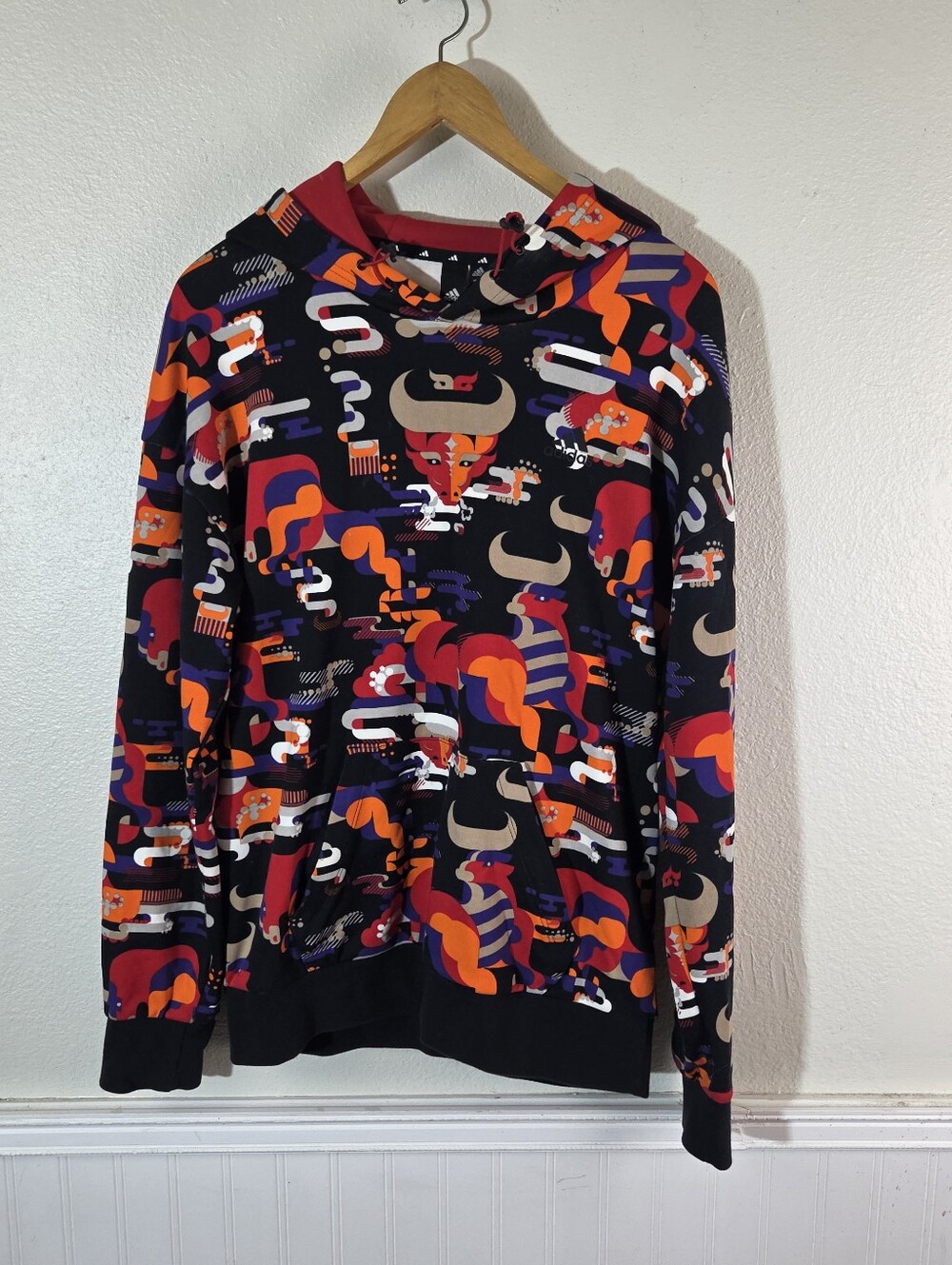 Adidas Chinese New Year Hoodie Mens Small Year of the Ox Graphic Pullover